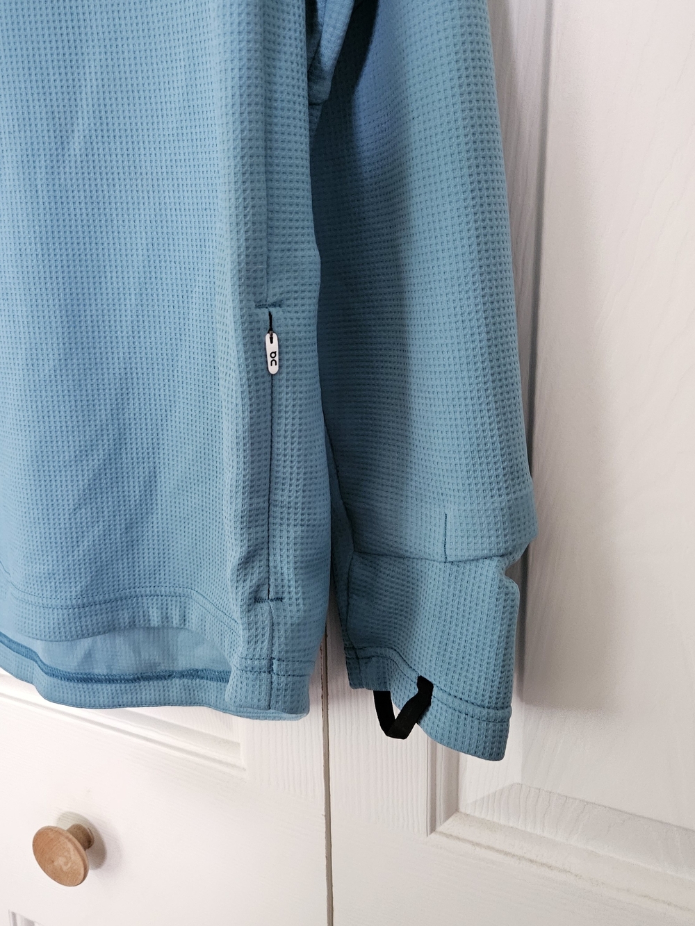 On Running Climate Lightweight 1/4 Zip Pullover - Picture 3 of 10